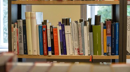Ieškomiausios bibliotekos knygos gegužę